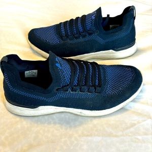 APL Techloom Breeze M Size 10